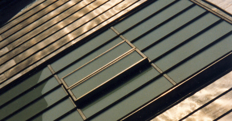 darker glass on the roof